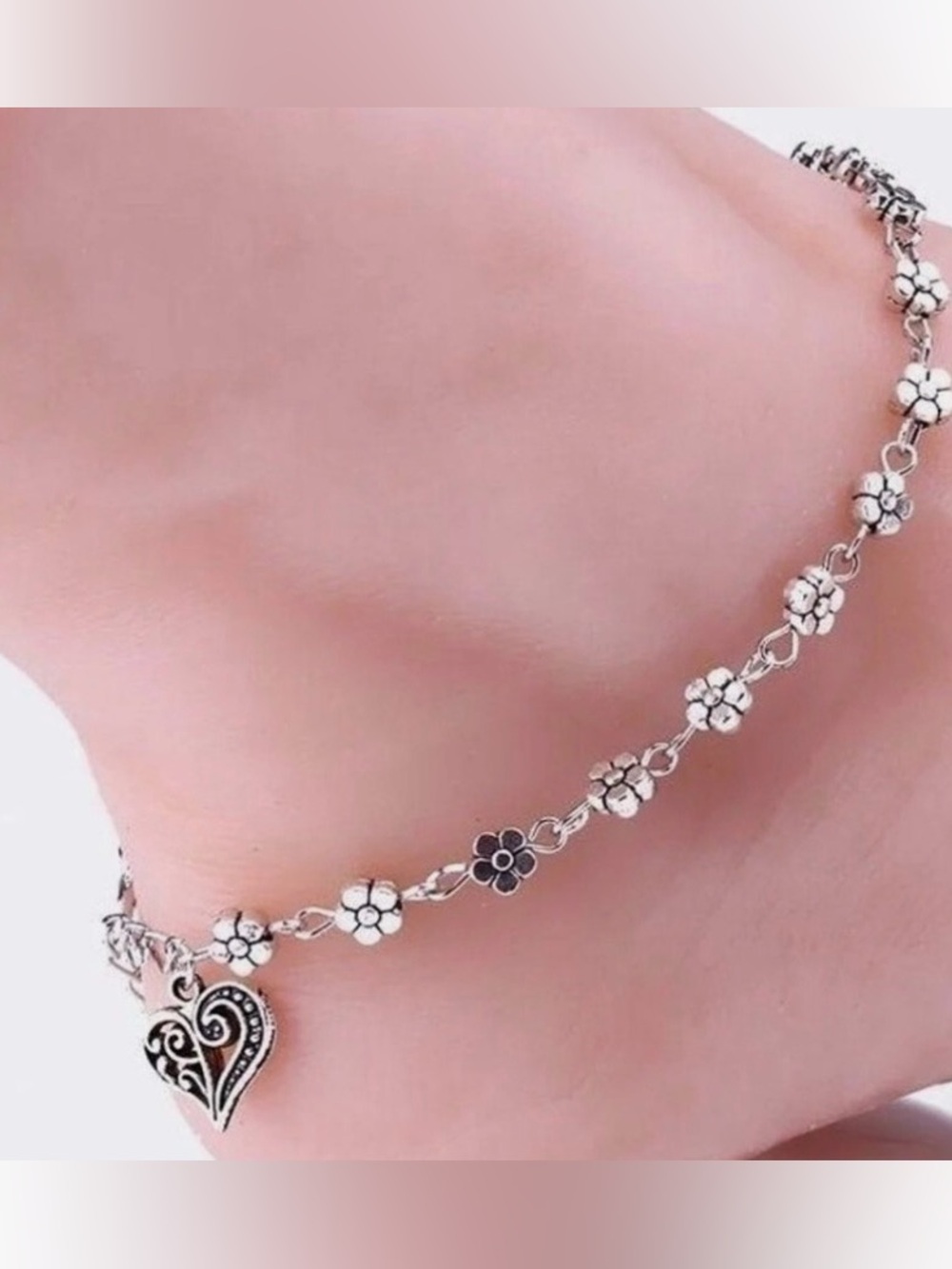 Silver Floral daisy Chain Anklet - Elegant Women's Accessory
